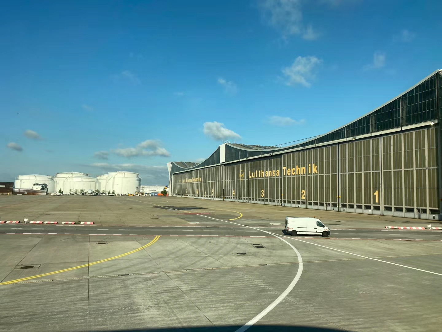 2024法兰克福机场2号航站楼观景台游玩攻略,...机了，很壮观，另外中转也...【去哪儿攻略】